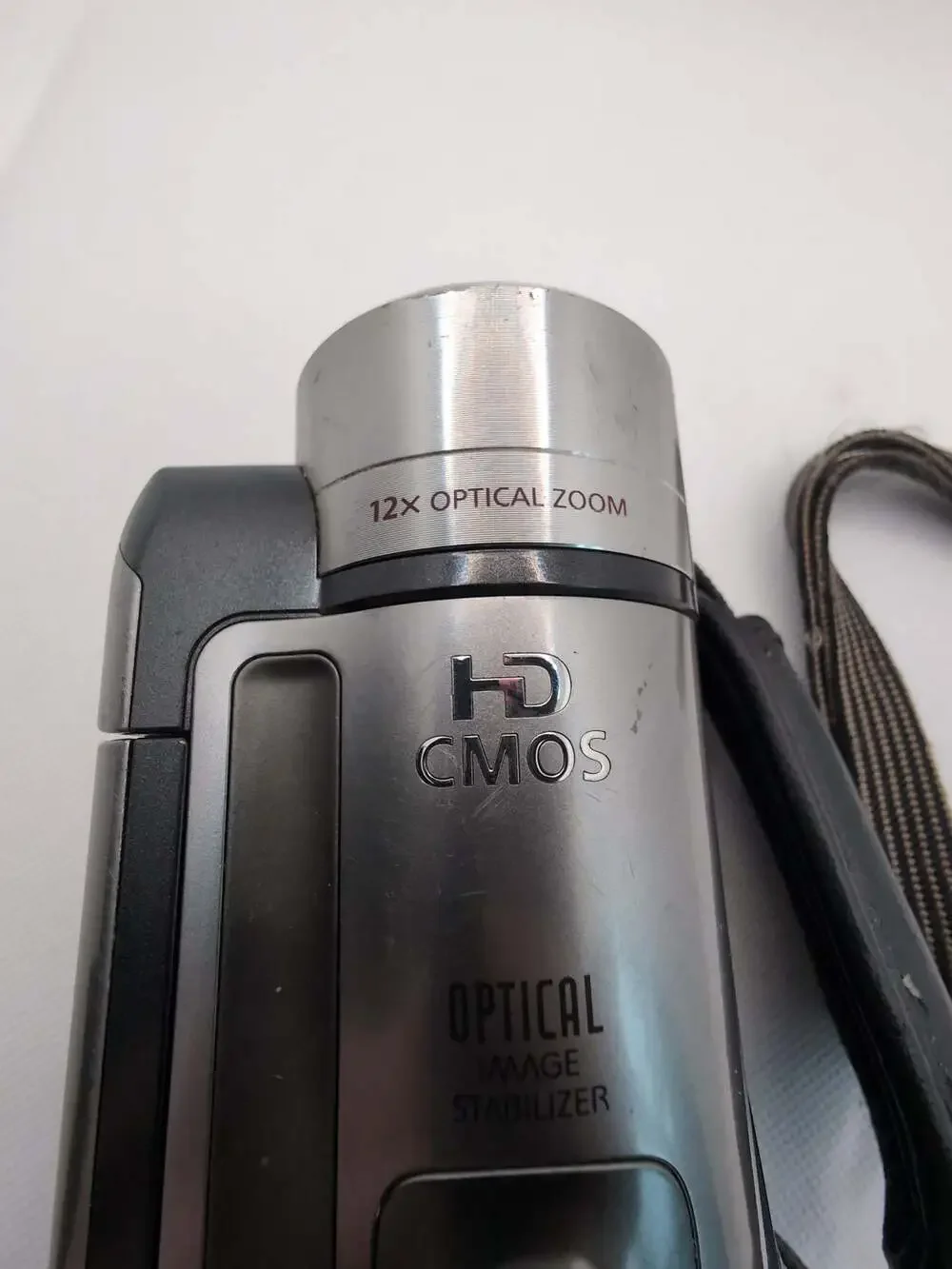 Canon VIXIA HF100 HD Flash Memory Camcorder